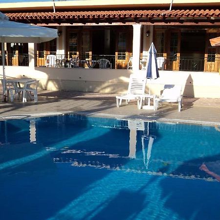 Faethon Aparthotel Karousadhes  Δωμάτιο φωτογραφία